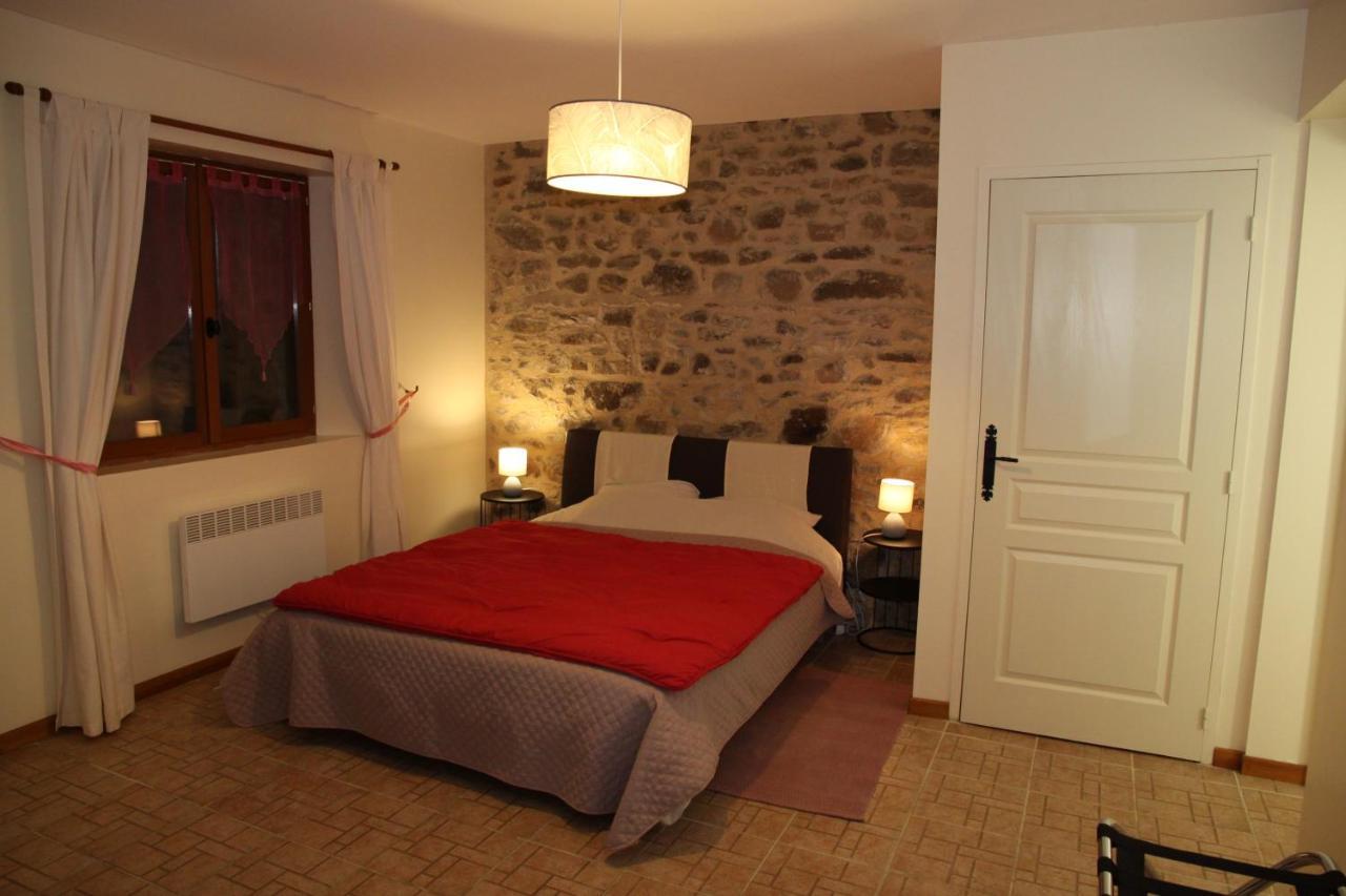 Gites & Chambres D'Hotes Peyrecout Laparrouquial Εξωτερικό φωτογραφία