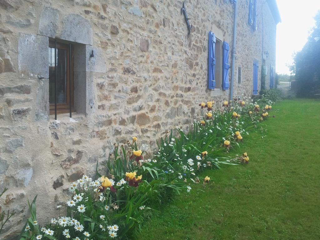 Gites & Chambres D'Hotes Peyrecout Laparrouquial Εξωτερικό φωτογραφία